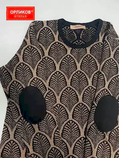 Джемпер Twinset после ремонта дырки на локте и наложения налокотников