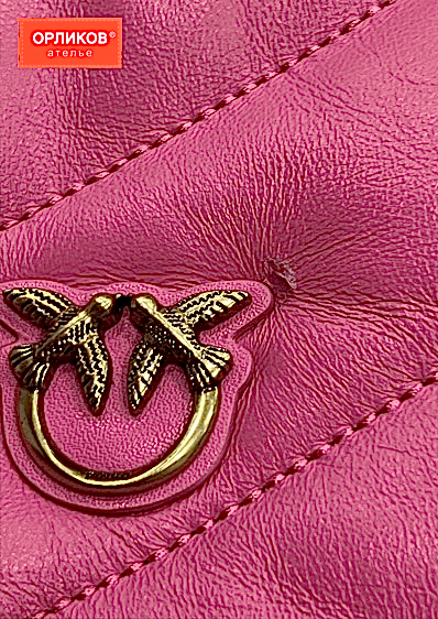 Розовая сумка из эко кожи до ремонта