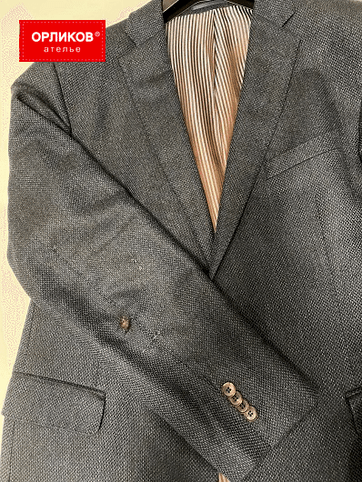 Штопка дырки на локте пиджака