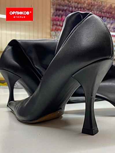 Женские сапоги после ремонта