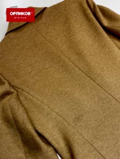 Устранение разрыва на пиджаке